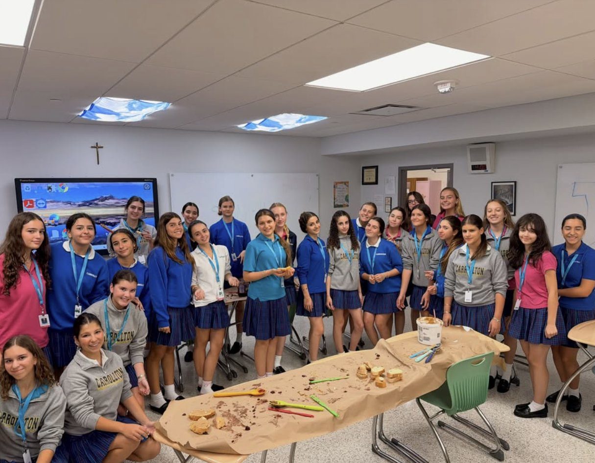 A large group of student volunteers